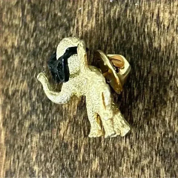 Barry Goldwater Political Pin Elephant wearing Glasses 1964 - Picture 4 of 9